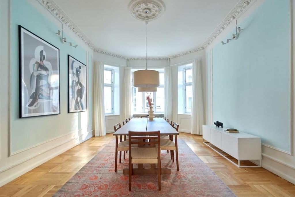 Moderen And Sleek 3Br With Bath By The Lakes And Metro Copenhaga Exterior foto