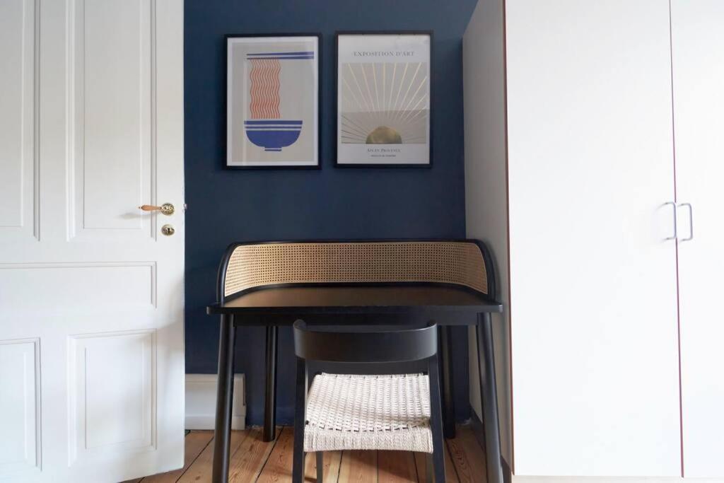 Moderen And Sleek 3Br With Bath By The Lakes And Metro Copenhaga Exterior foto