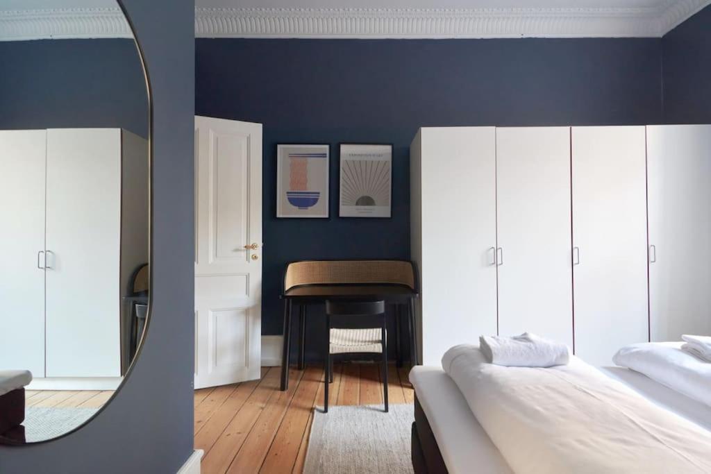 Moderen And Sleek 3Br With Bath By The Lakes And Metro Copenhaga Exterior foto